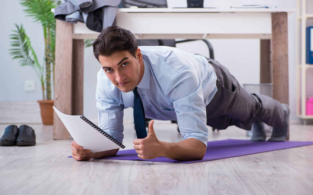 Fitness im Home Office: 5 Effektive Übungen für einen Aktiven Arbeitstag
